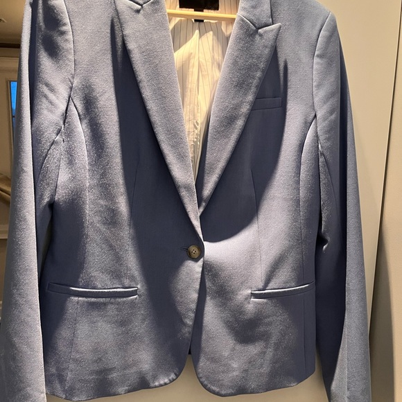 Banana Republic Blazer. Like new, ideal for office or night  out - Picture 5 of 5